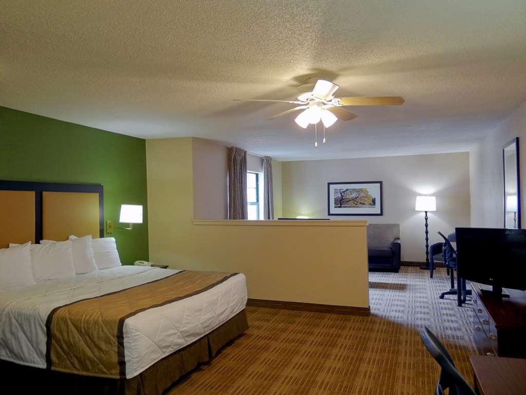 Extended Stay America Suites - Detroit - Southfield - I-696 Farmington Hills Phòng bức ảnh